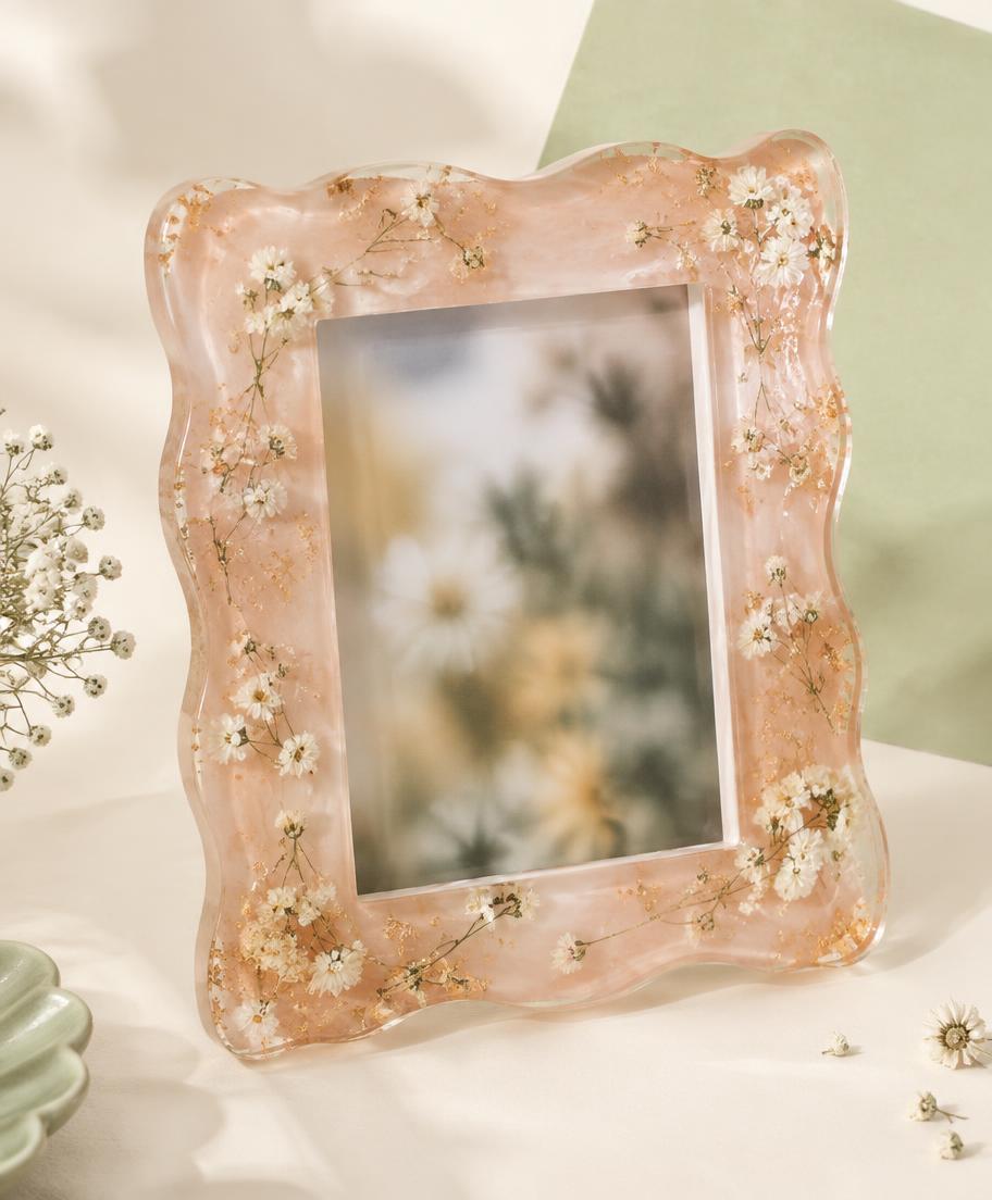 Blush resin photo frame with delicate pressed flowers